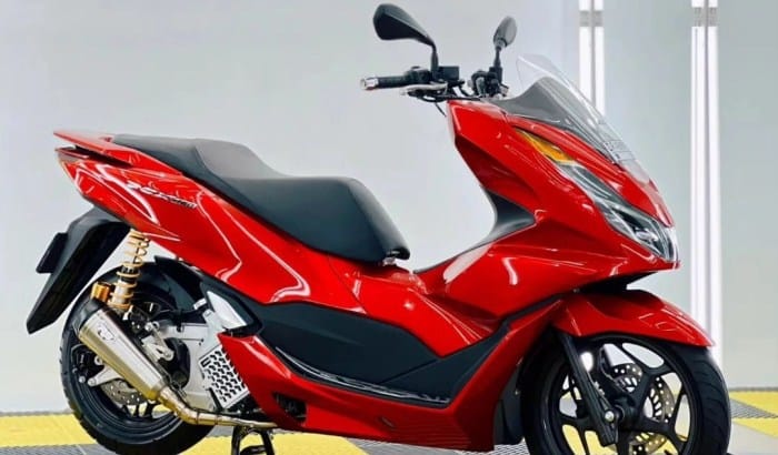 Nmax 2024 vs PCX 160, mana yang lebih worth it?