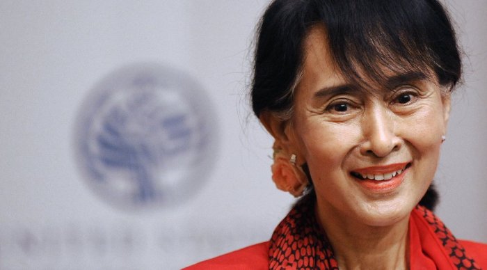 Aung San Suu Kyi Dan Demokrasi Di Myanmar