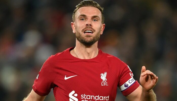 Jordan Henderson Ngamuk-Ngamuk: Damprat Rekan Setim