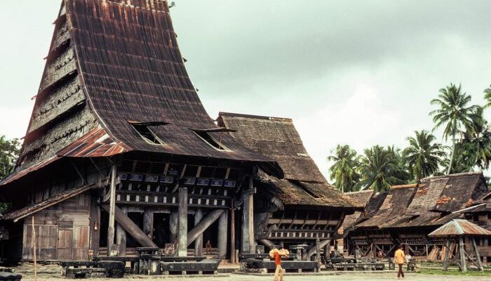 Arsitektur Tradisional Indonesia