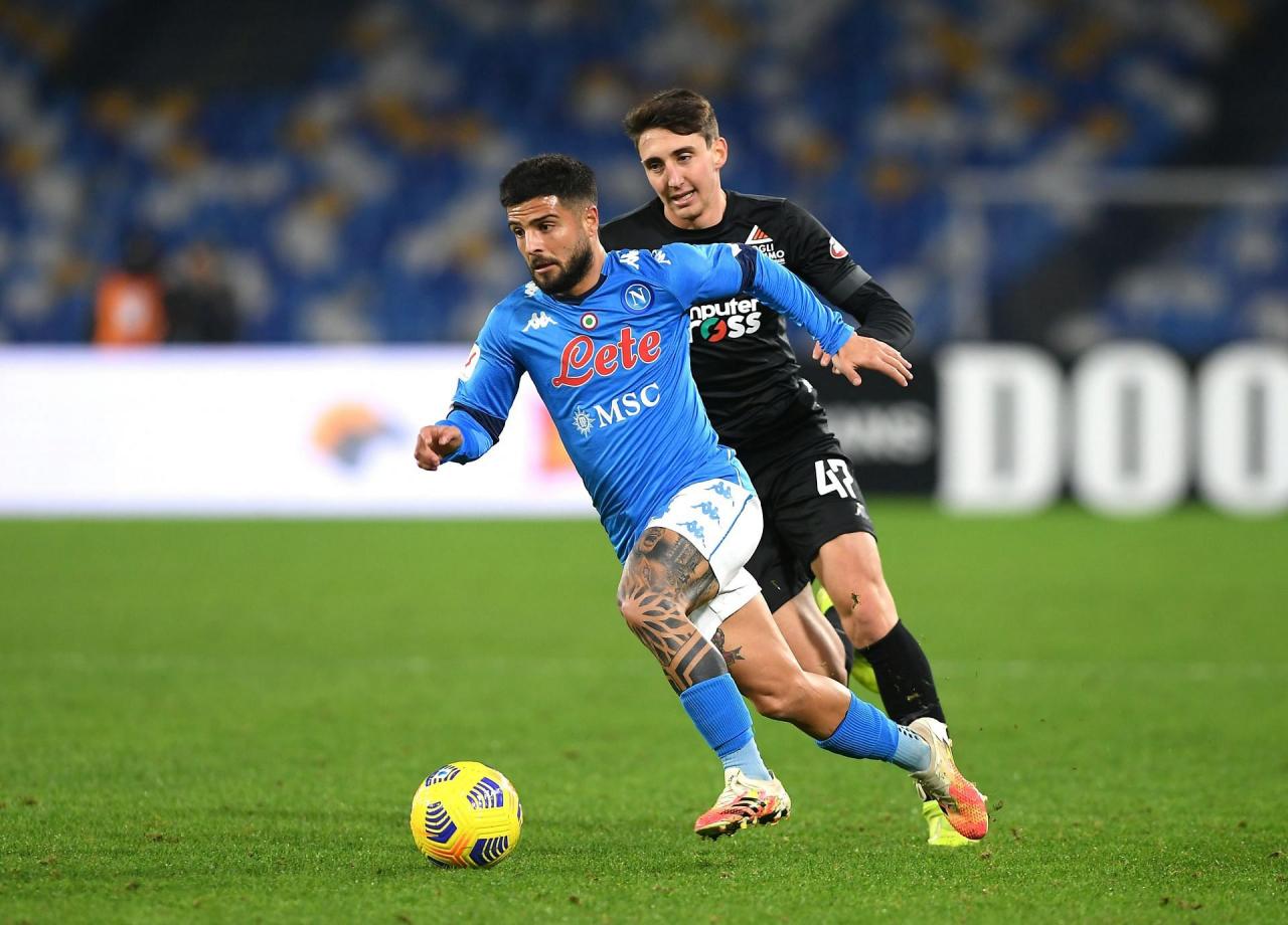 Empoli Vs Napoli: Penalti Kvaratskhelia Menangkan Partenopei 1-0