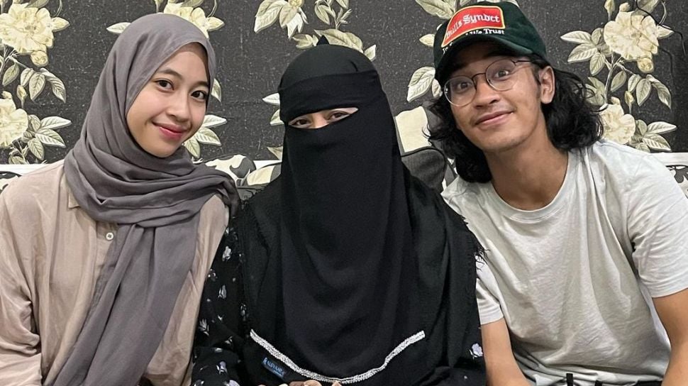 Foto Tak Senonoh Mirip Abidzar Trending di X, Umi Pipik Unggah Kutipan Soal Fitnah