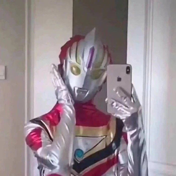 Ultraman Lucu Banget