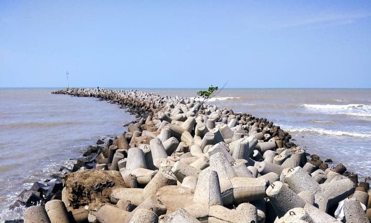 Pantai Glayem Indramayu 2024