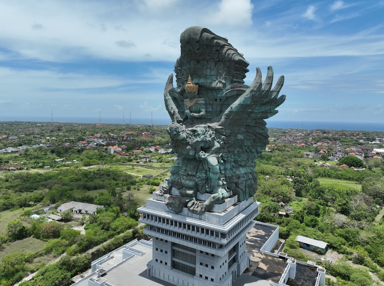 Bali beji guwang canyon hits dikunjungi