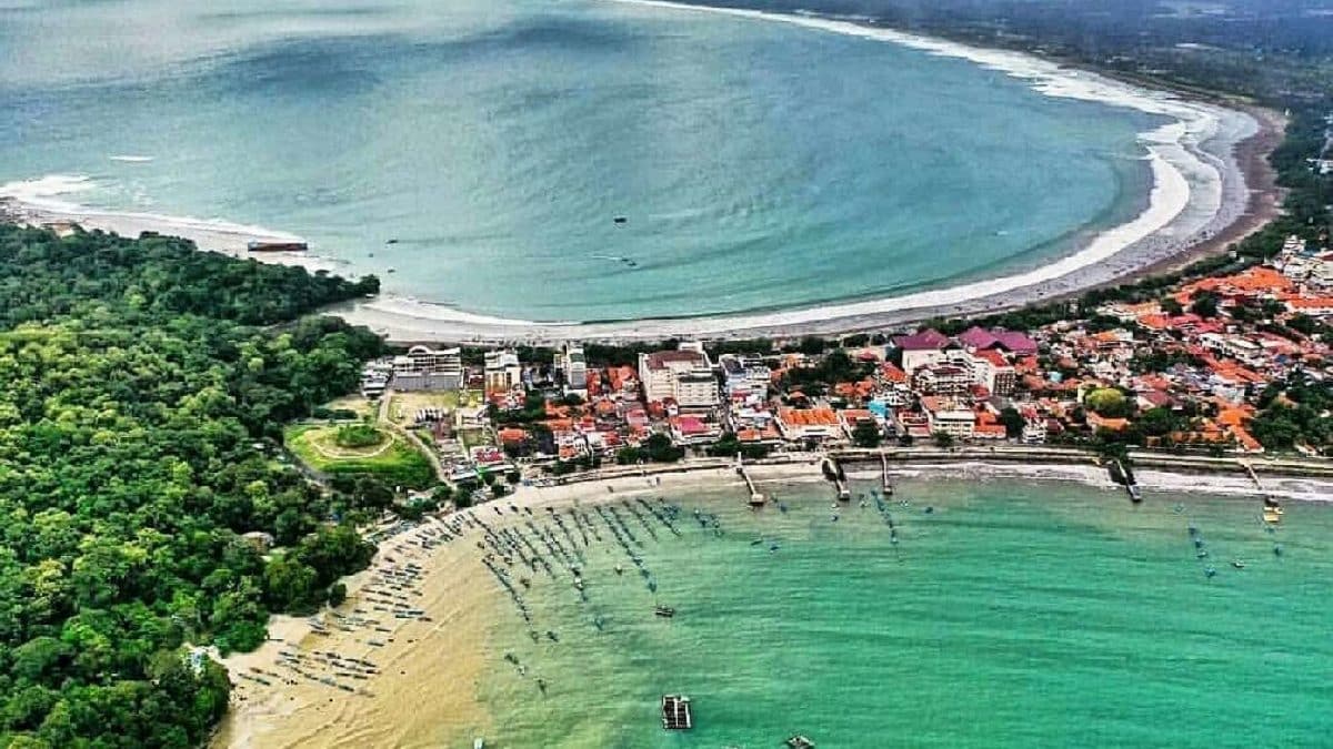 Pantai Karapyak Pangandaran 2024