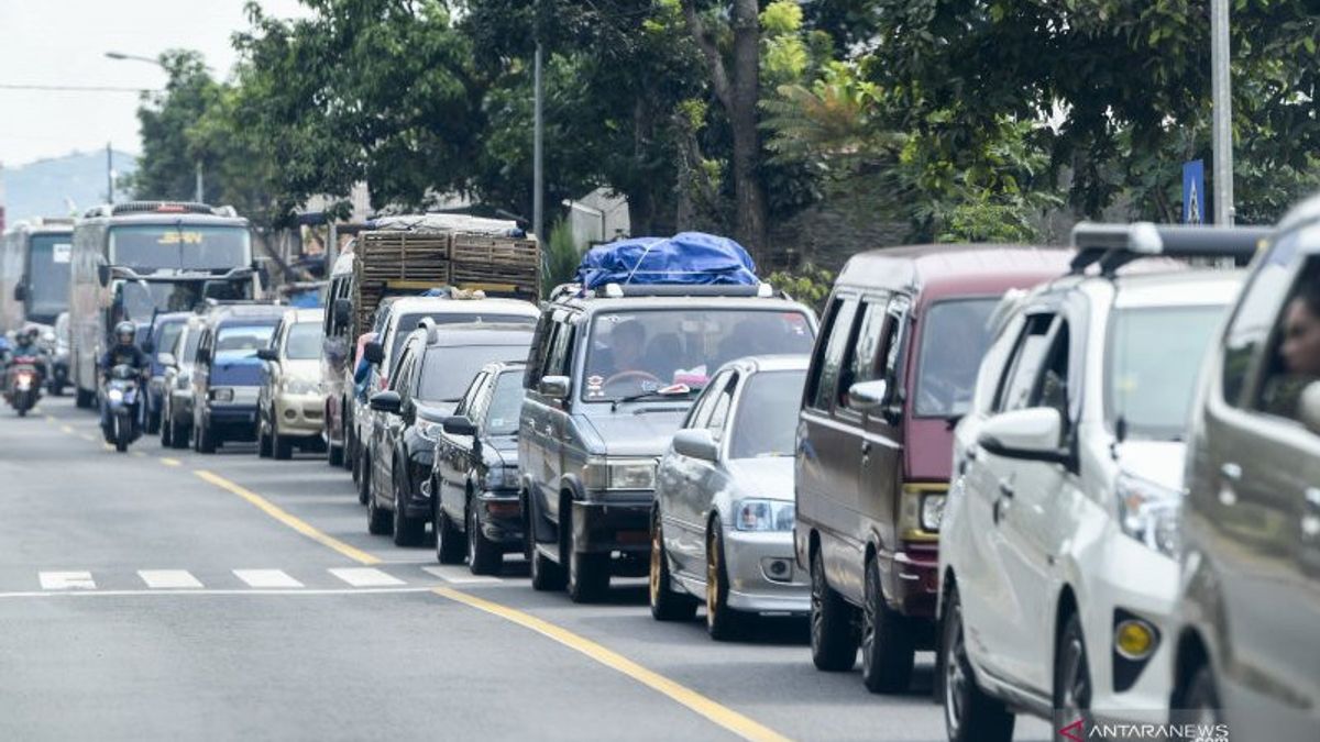 Masalah Transportasi dan Kemacetan di Jabar: Solusi dari Para Calon