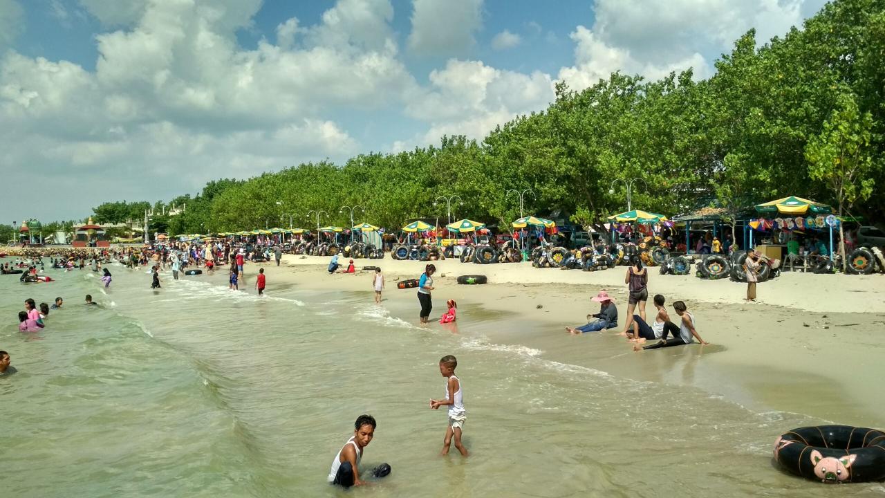 Wisata Pantai Gresik 2024