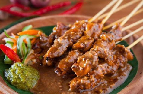 10 Tempat Kuliner Enak di Bandung